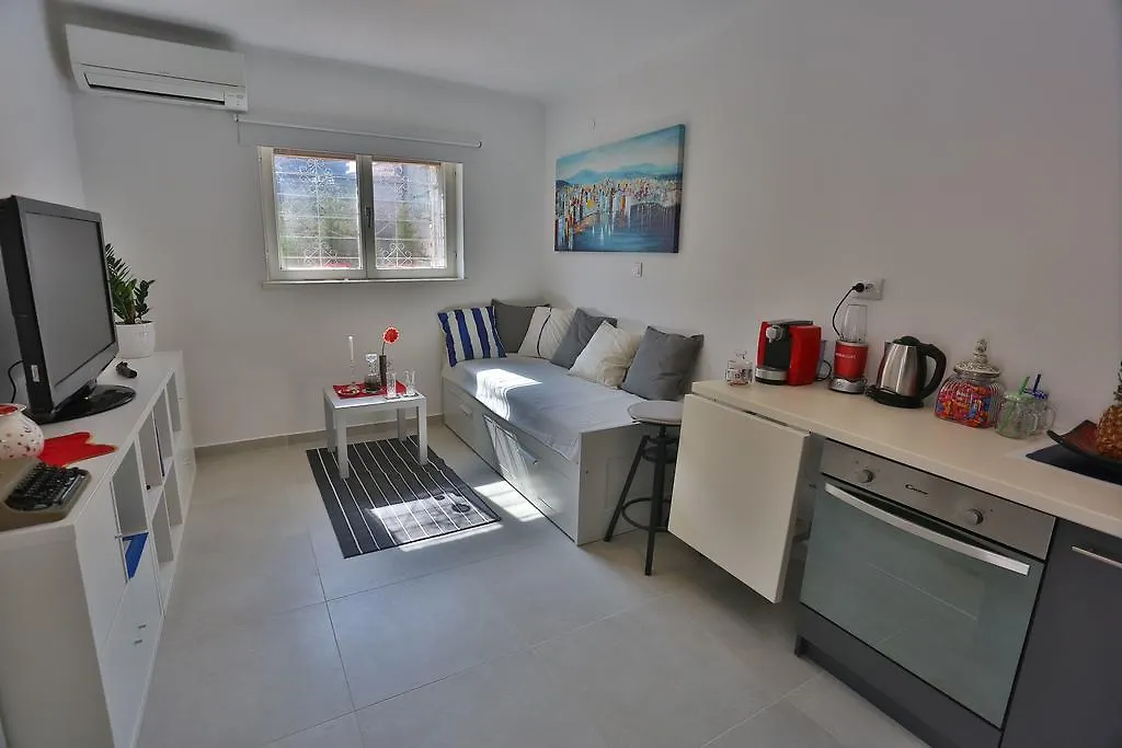 Studio Apartment Laganini Split 0*,